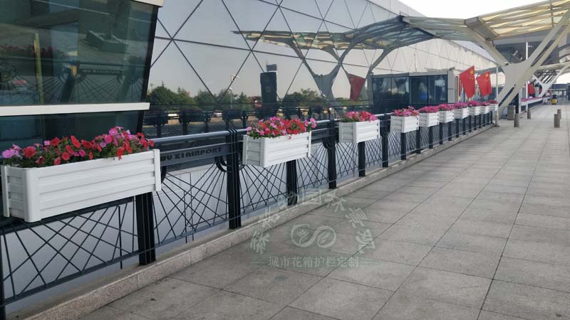 户外 景观提升 pvc微发泡 木塑 桥梁花箱 壁挂 pvc花箱